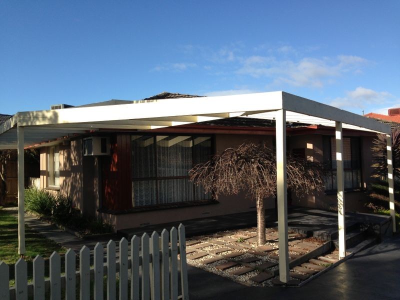 1 9 Fifth Avenue, Rowville VIC 3178