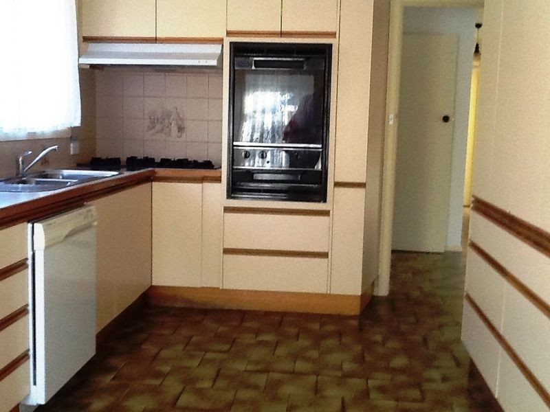 1 9 Fifth Avenue, Rowville VIC 3178