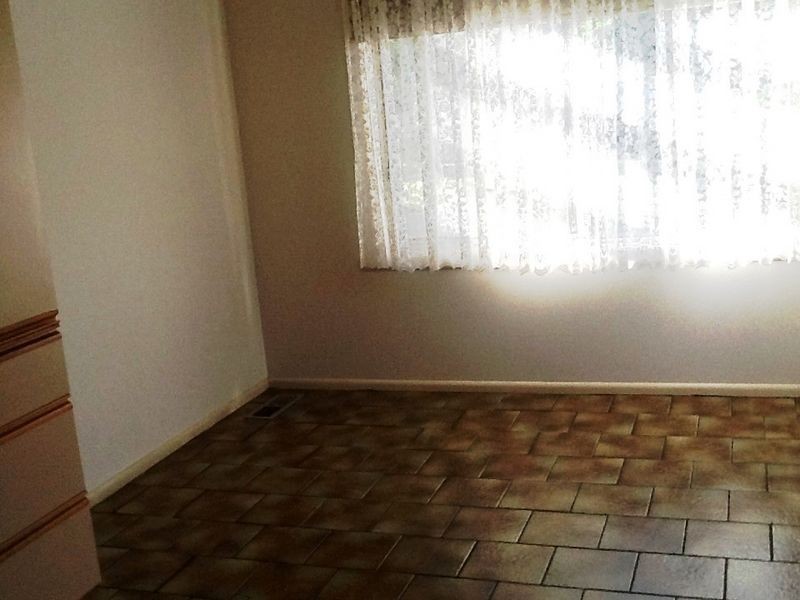 1 9 Fifth Avenue, Rowville VIC 3178