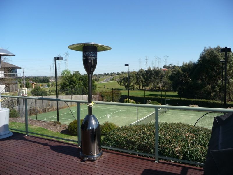 3 Parkside Boulevard, Ferntree Gully VIC 3156