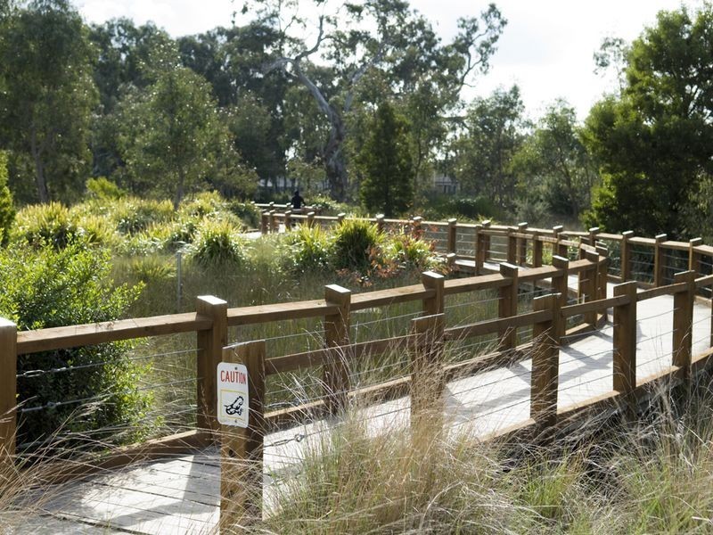 25 Rowcroft Avenue, Lynbrook VIC 3975