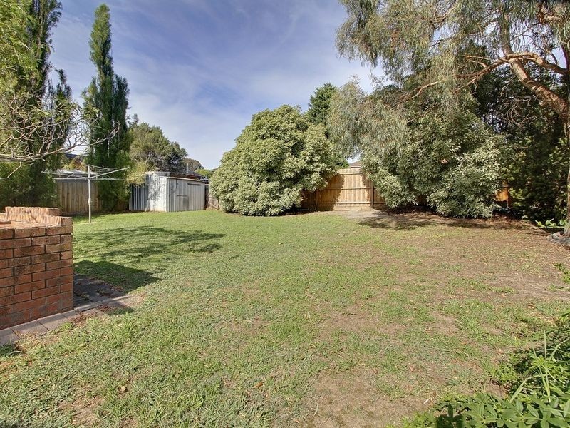 31 Valleyview Drive, Rowville VIC 3178