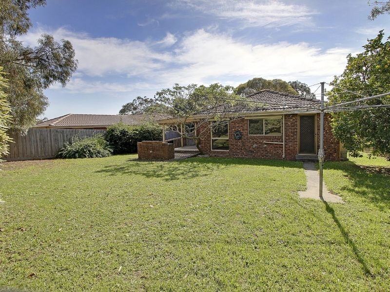 31 Valleyview Drive, Rowville VIC 3178