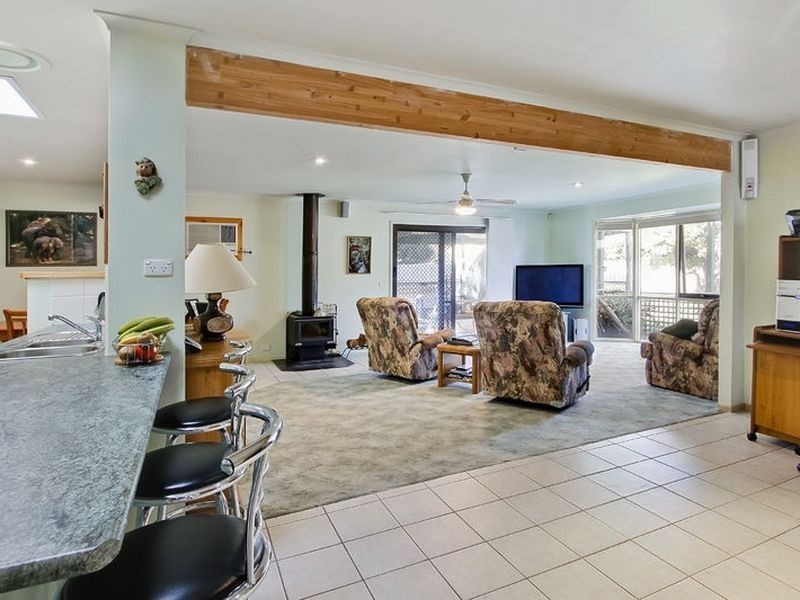 13 Rayner Close, Rowville VIC 3178