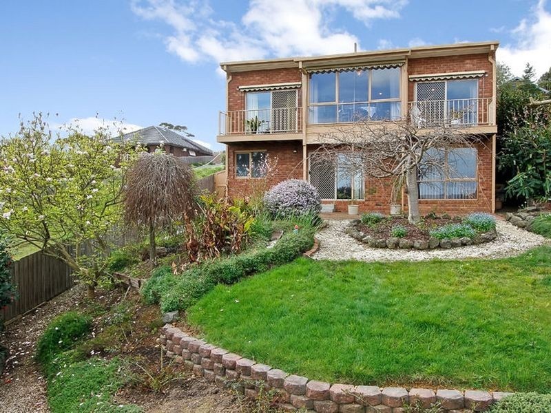 28 Bales Street, Ferntree Gully VIC 3156