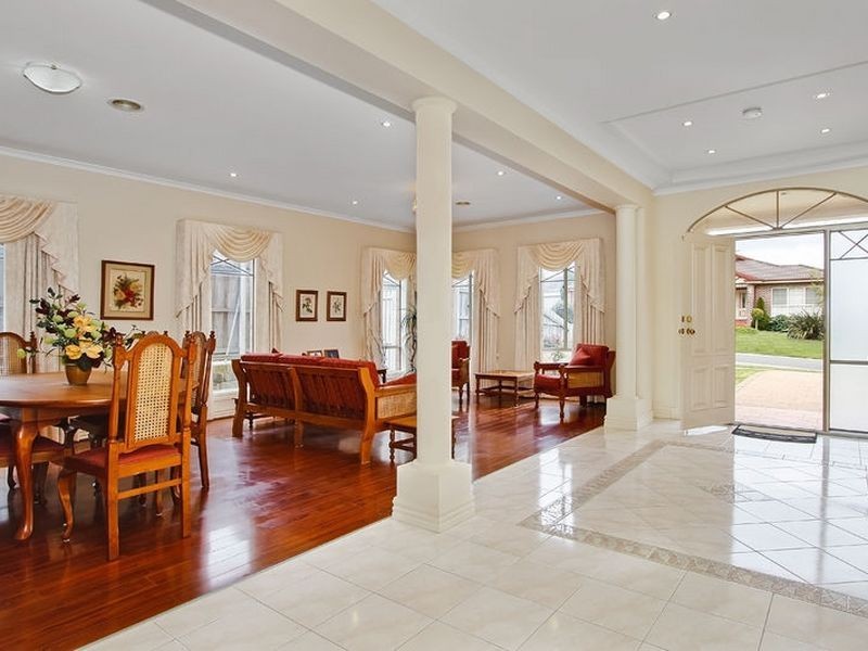 25 Holly Green Close, Rowville VIC 3178