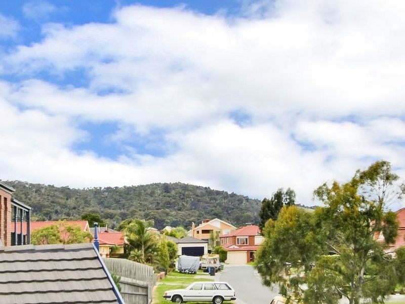 25 Holly Green Close, Rowville VIC 3178