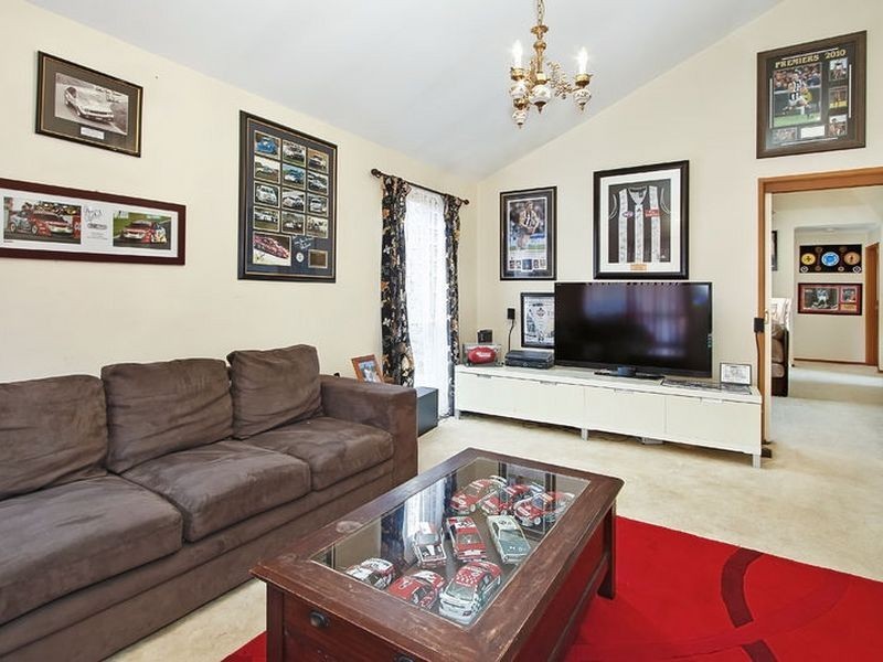 18 Hampshire Court, Rowville VIC 3178