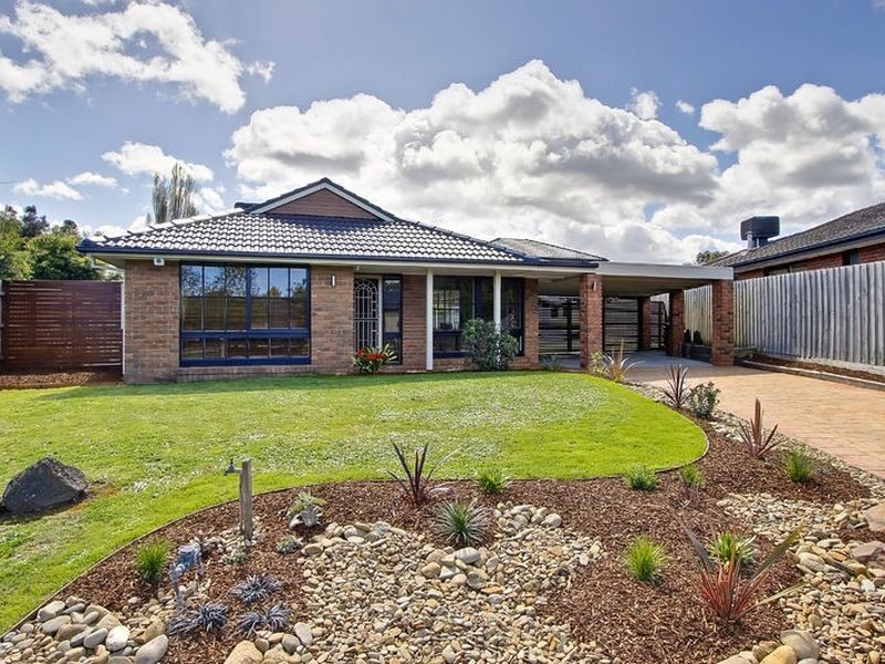 30 Willow Avenue, Rowville VIC 3178