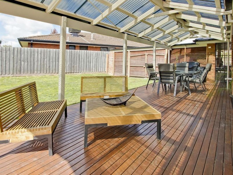 30 Willow Avenue, Rowville VIC 3178