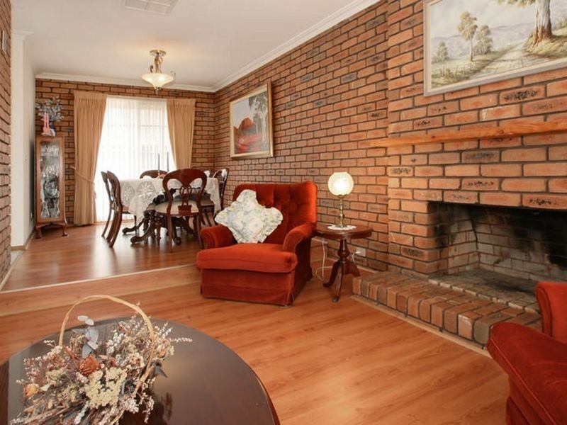 43 Willow Avenue, Rowville VIC 3178