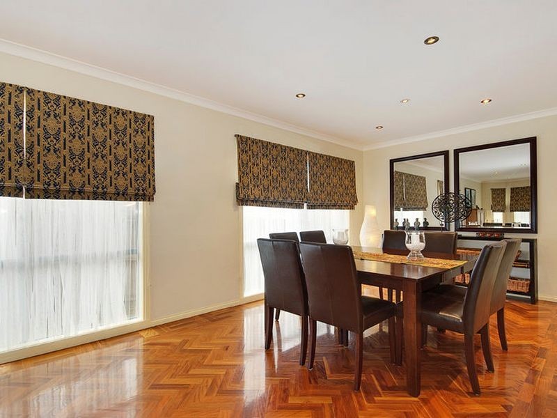 8 Carlingford Close, Rowville VIC 3178