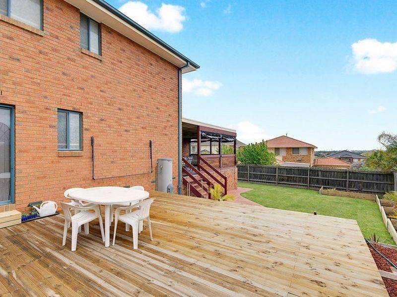 8 Carlingford Close, Rowville VIC 3178