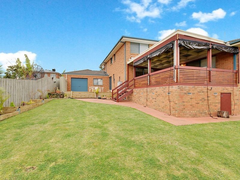 8 Carlingford Close, Rowville VIC 3178
