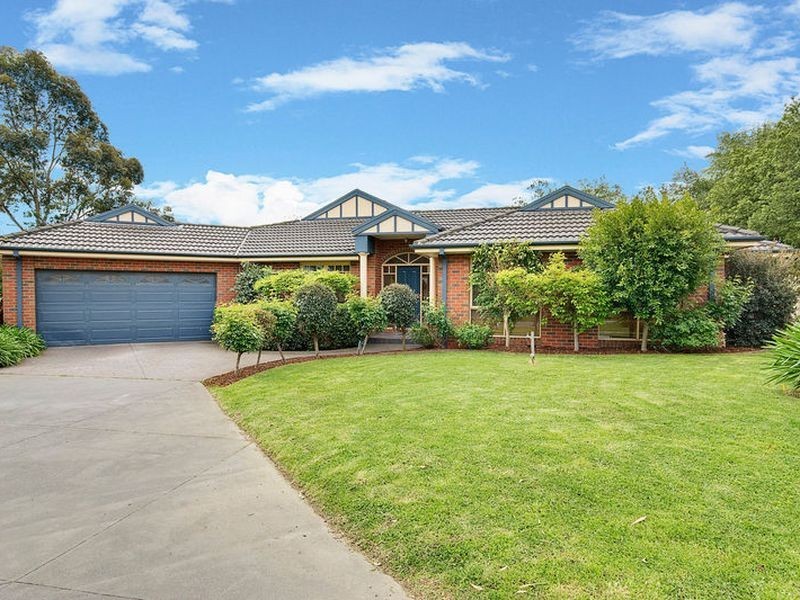 4 Alan Place, Rowville VIC 3178