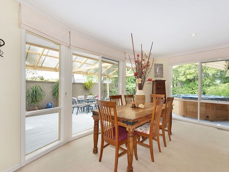 4 Alan Place, Rowville VIC 3178