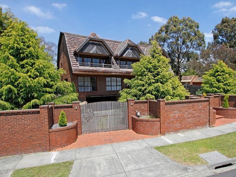 12 Donald Road, Wheelers Hill VIC 3150