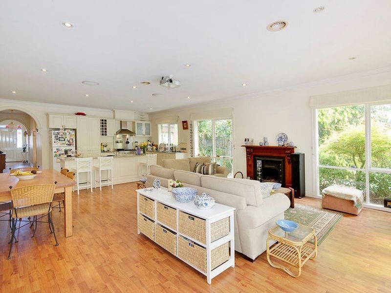 40 Waradgery Drive, Rowville VIC 3178