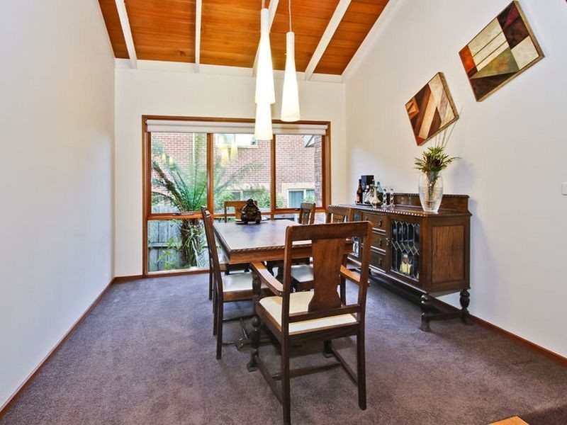 37 Candlebark Quadrant, Rowville VIC 3178