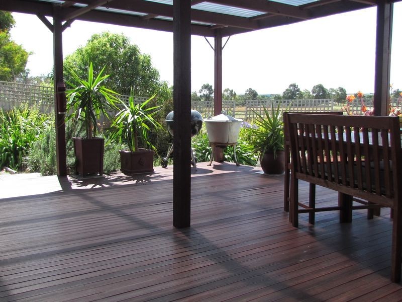 66 Lakeview Avenue, Rowville VIC 3178