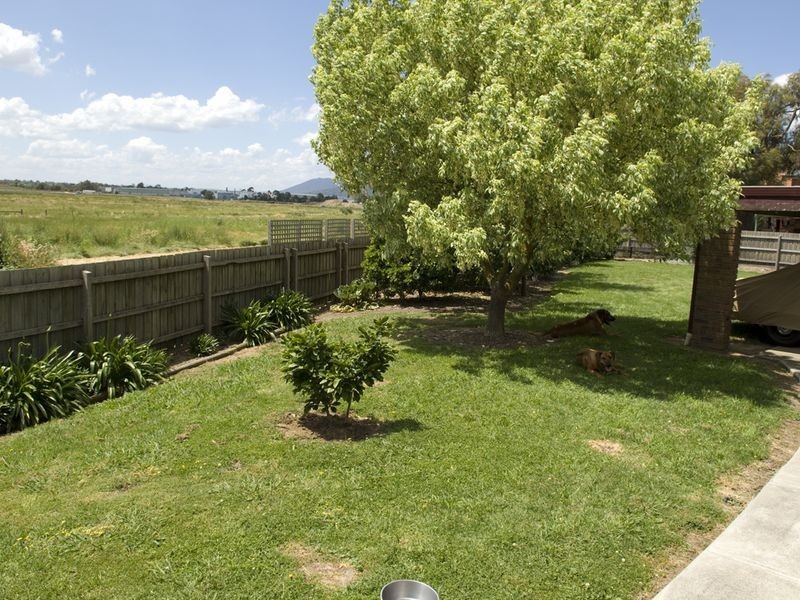 66 Lakeview Avenue, Rowville VIC 3178