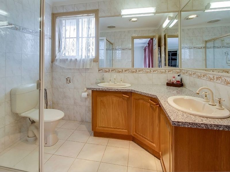 11 Ashbrook Close, Rowville VIC 3178