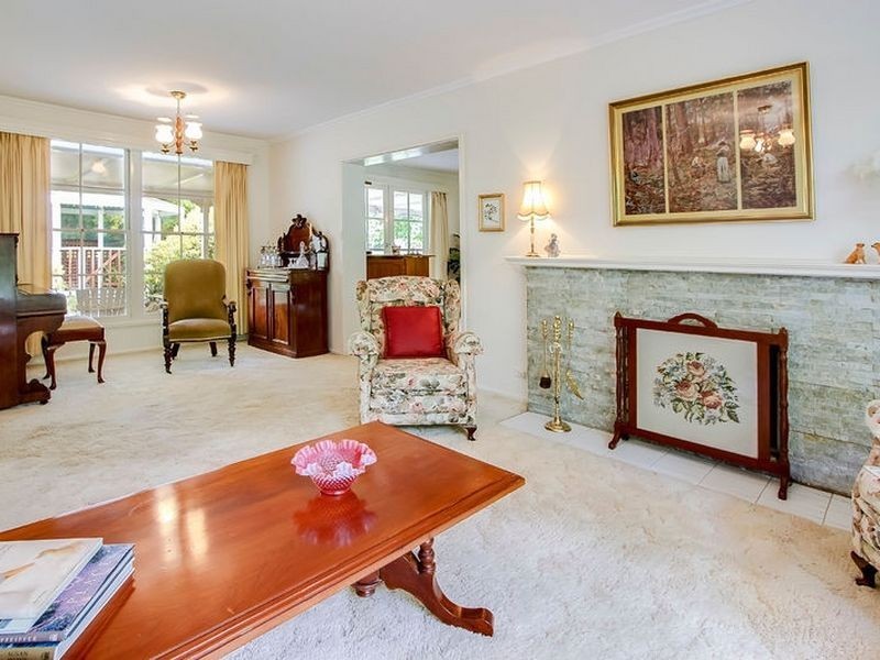 15 Raymond Road, Rowville VIC 3178