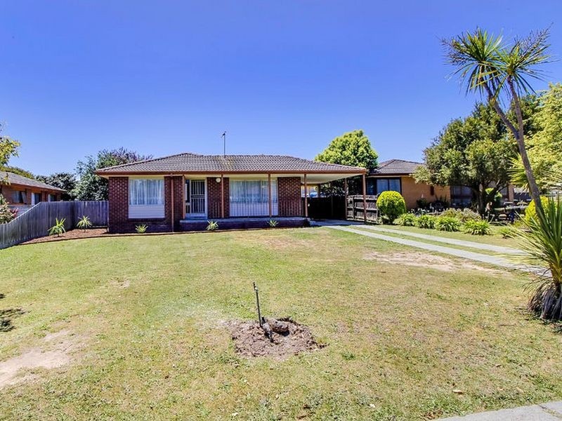 6 Muirkirk Close, Endeavour Hills VIC 3802