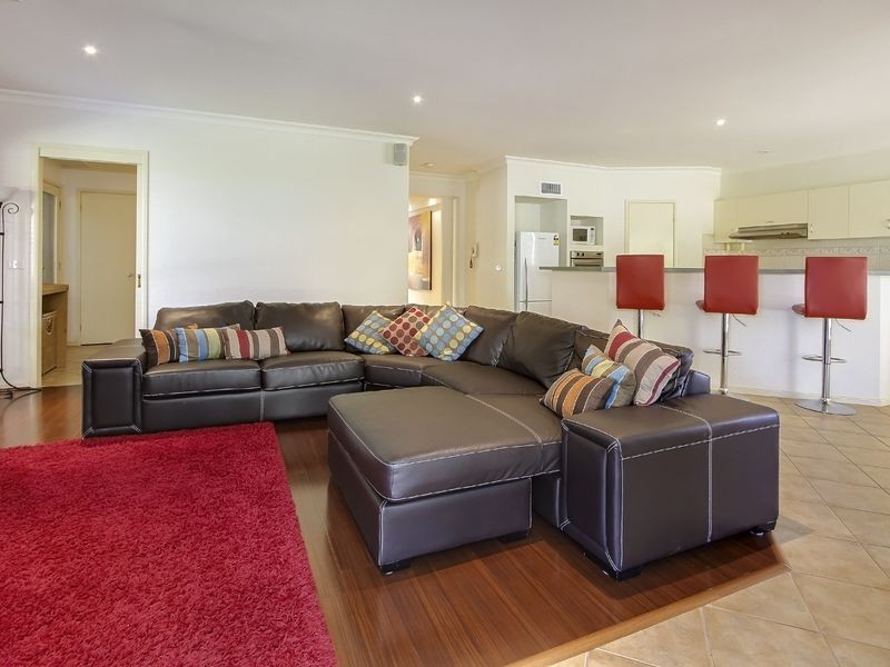 7 Fairway Drive, Rowville VIC 3178