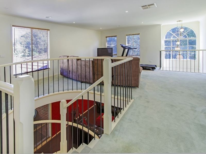 7 Fairway Drive, Rowville VIC 3178