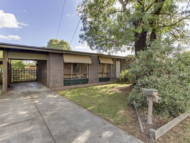 53 Frudal Crescent, Knoxfield VIC 3180