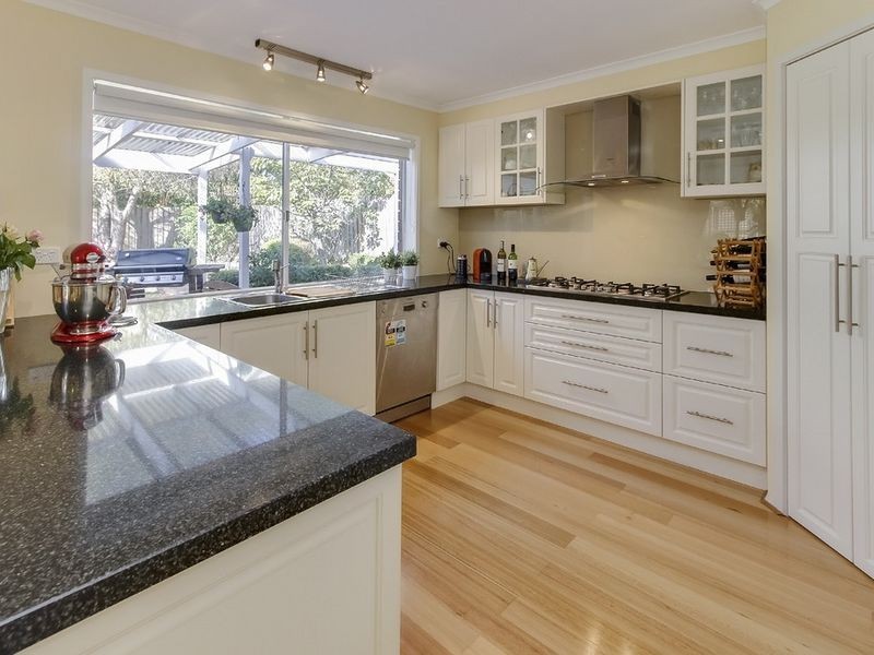 2 Liddamore Court, Rowville VIC 3178