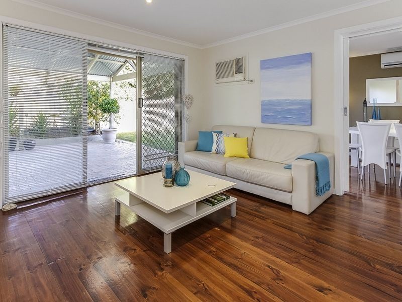 319 Dandelion Drive, Rowville VIC 3178