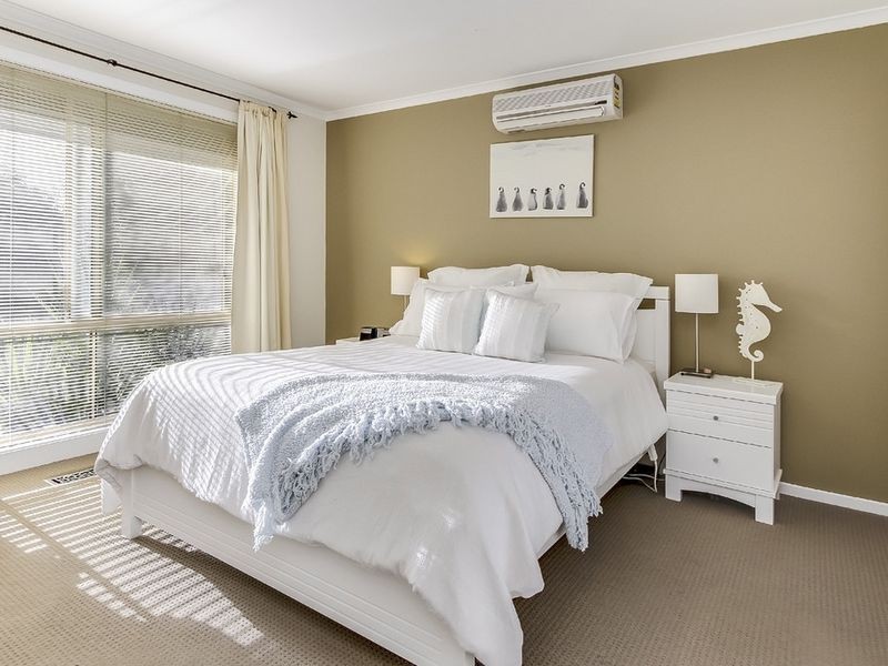 319 Dandelion Drive, Rowville VIC 3178