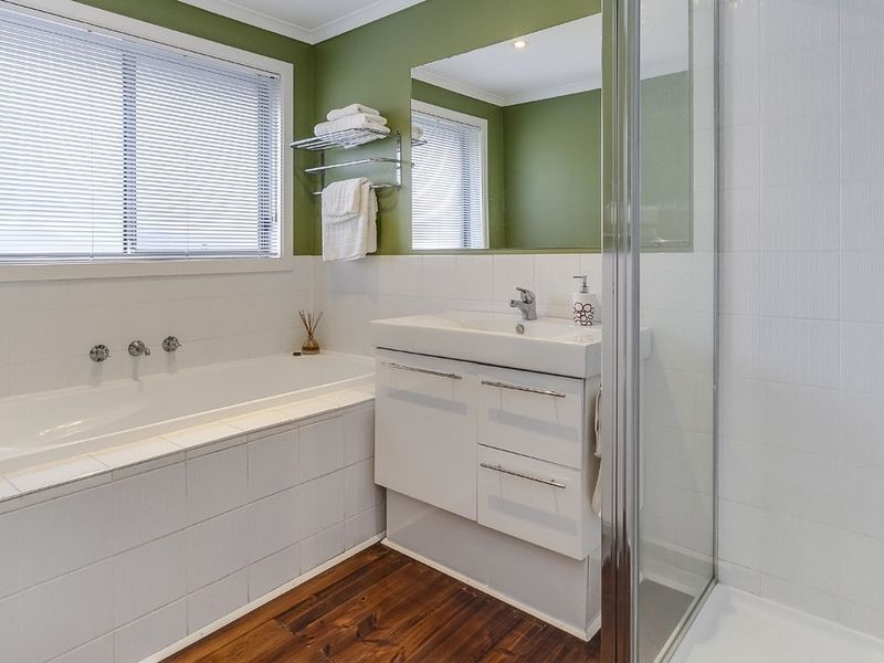 319 Dandelion Drive, Rowville VIC 3178