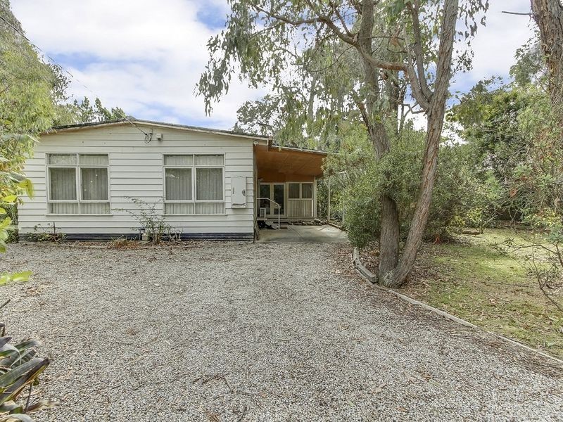 81 David Street North, Knoxfield VIC 3180