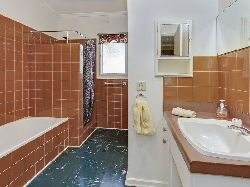 81 David Street North, Knoxfield VIC 3180