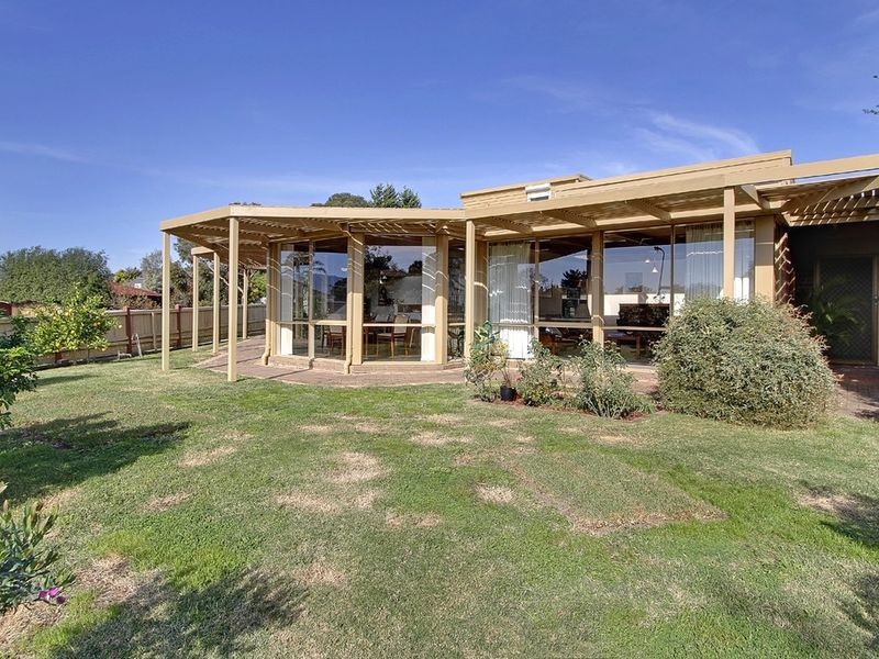 1 Darnley Court, Rowville VIC 3178