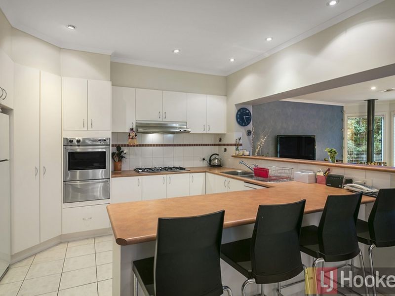 12 Huntingdale Court, Rowville VIC 3178