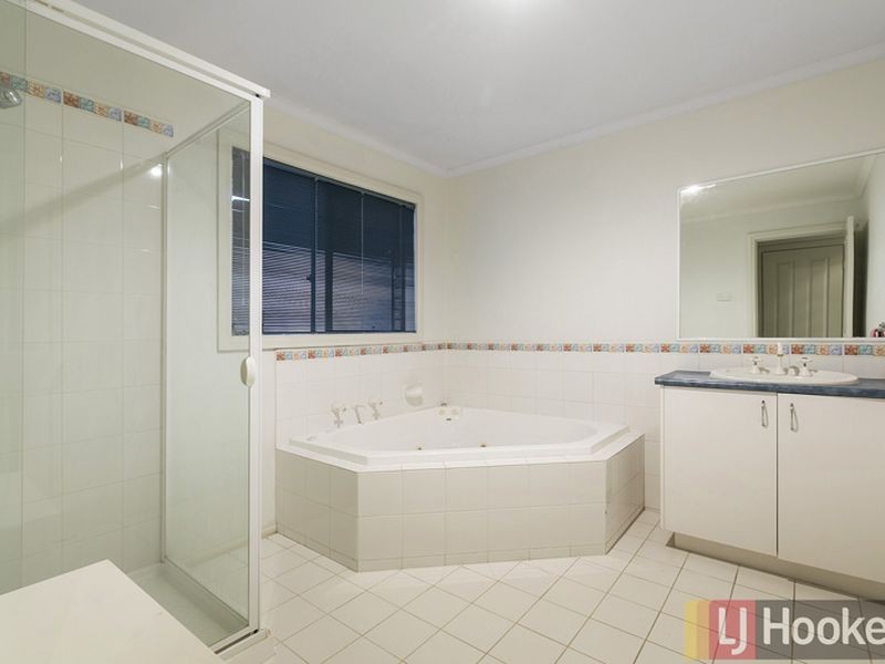 12 Huntingdale Court, Rowville VIC 3178