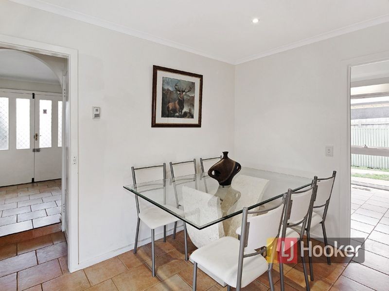 21 Drummond Crescent, Rowville VIC 3178