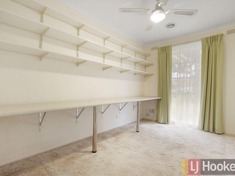 16 Merlin Crescent, Ferntree Gully VIC 3156