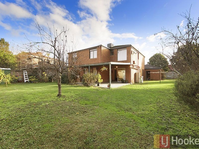 39 Halsbury Drive, Rowville VIC 3178