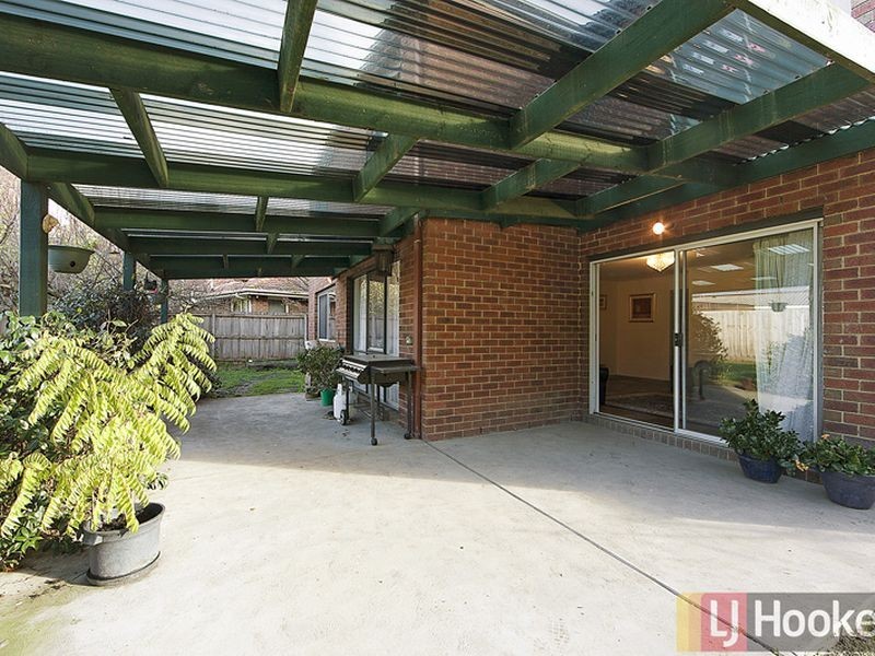 39 Halsbury Drive, Rowville VIC 3178