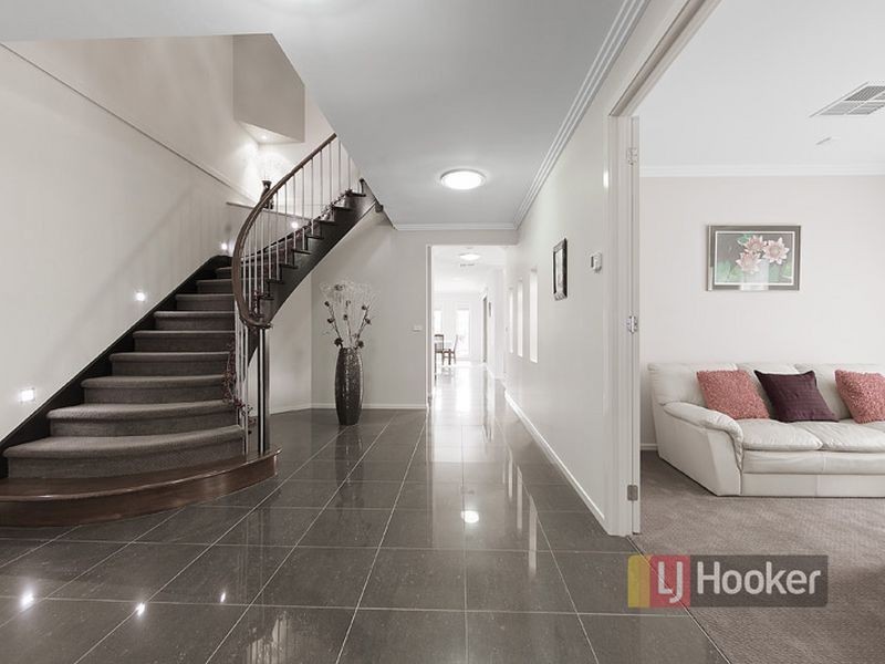 20 Viewmount Place, Sandhurst VIC 3977