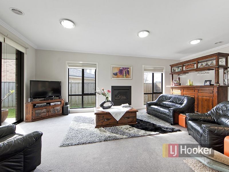 20 Viewmount Place, Sandhurst VIC 3977