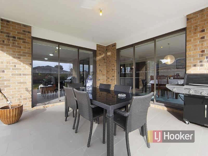 20 Viewmount Place, Sandhurst VIC 3977