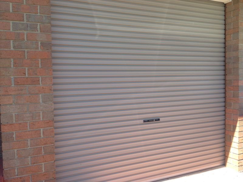 2/13 Lakeview Avenue, Rowville VIC 3178