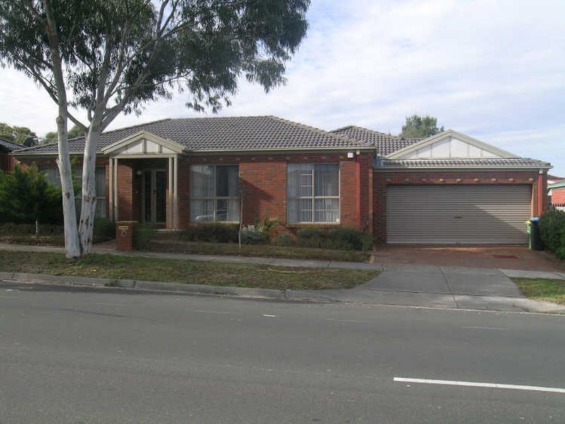 5 Clauscen Drive, Rowville VIC 3178