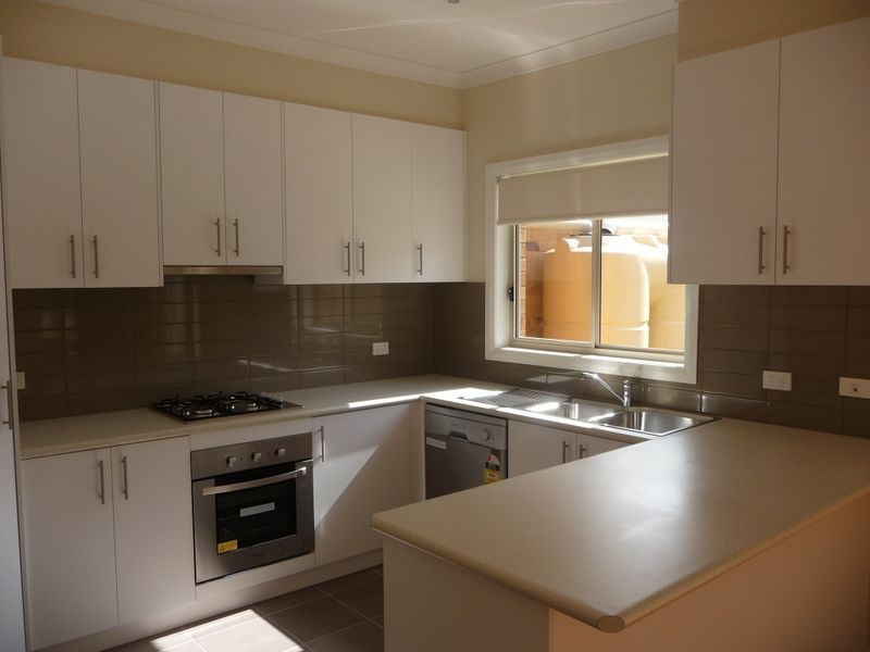 1/61 David Street North, Knoxfield VIC 3180